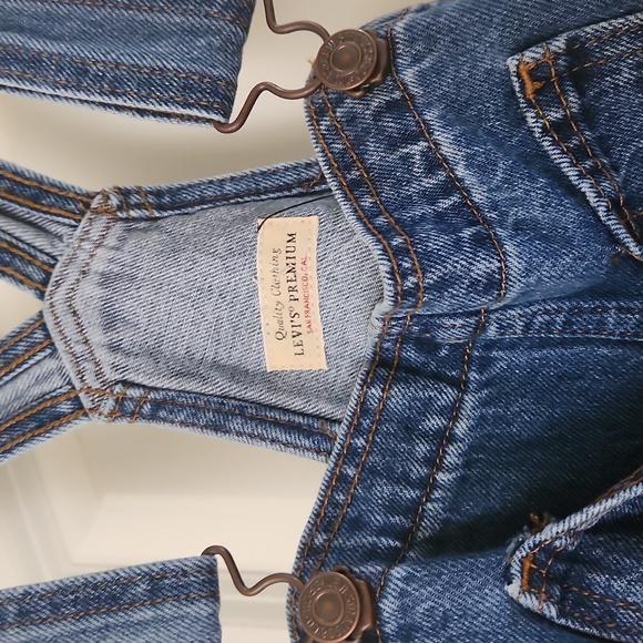 Levi's Premium Vintage Denim Overalls $128 - Picture 9 of 10